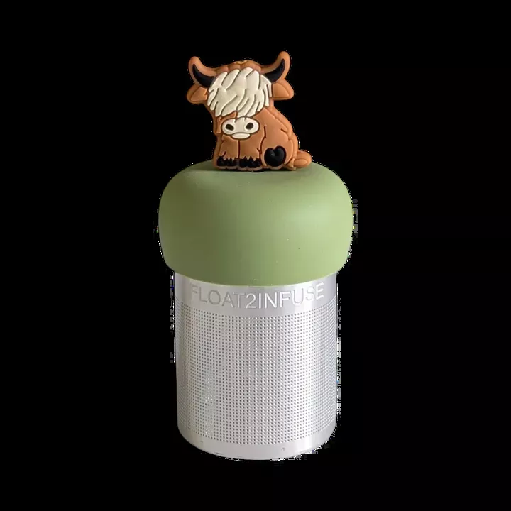 2D Highland Cow | Floating Tea Steeper | Green Base | Blonde